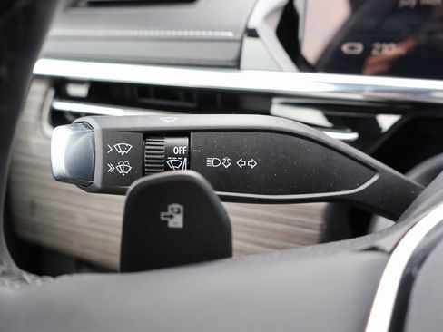 New 2025 GMC Sierra EV Denali image 18