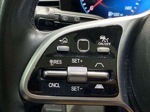 Certified 2022 Mercedes-Benz GLE 450 4MATIC image 11