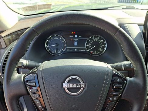 Used 2024 Nissan Armada Platinum w/ Captain's Chairs Package AWD/4WD image 21