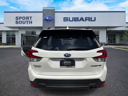 Used 2023 Subaru Forester Premium AWD/4WD image 4