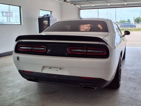 Used 2020 Dodge Challenger R/T Scat Pack RWD image 3