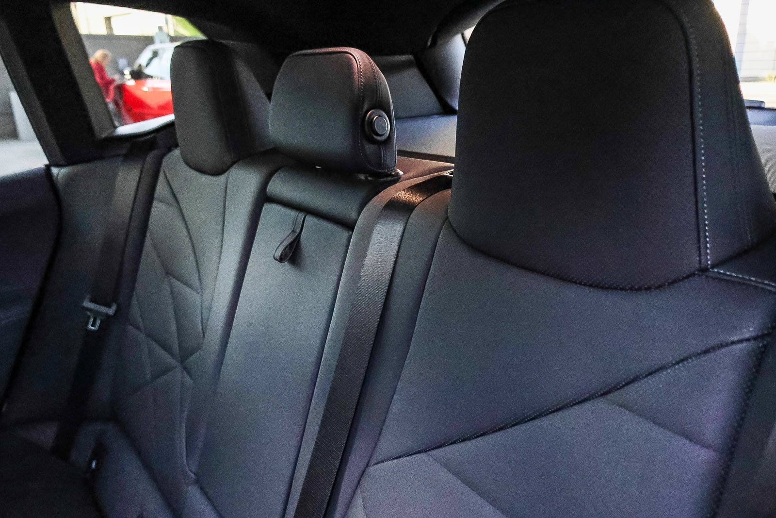 Used 2024 BMW iX xDrive50 w/ Sport Package AWD/4WD image 18