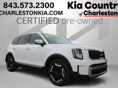 Used 2023 Kia Telluride EX w/ EX Captain's Chair Package