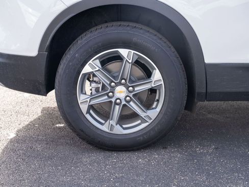 Used 2025 Chevrolet Blazer LT image 10