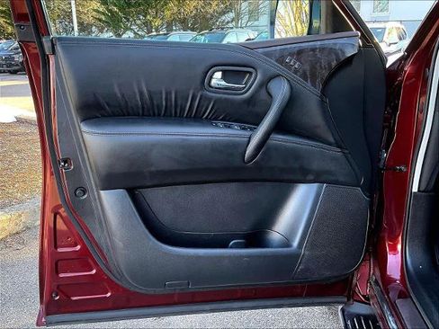 Certified 2022 Nissan Armada Platinum w/ Captain's Chairs Package image 9