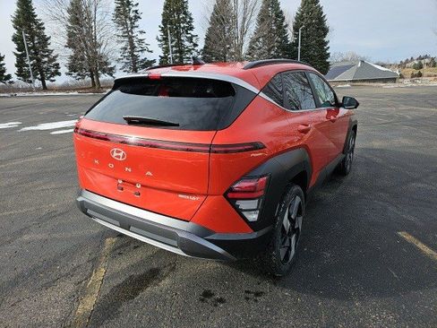 Used 2024 Hyundai Kona Limited image 6