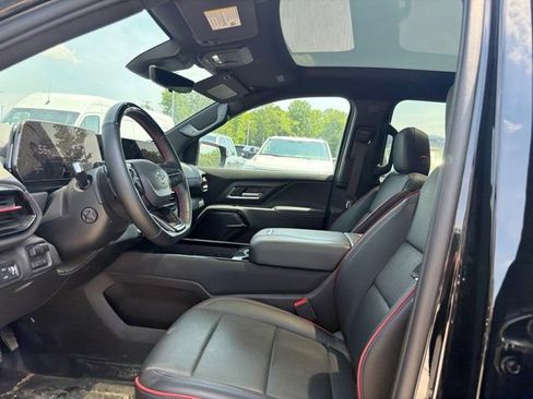 Used 2024 Chevrolet Silverado EV RST AWD/4WD image 23