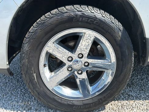 Used 2017 RAM 1500 Express AWD/4WD image 8