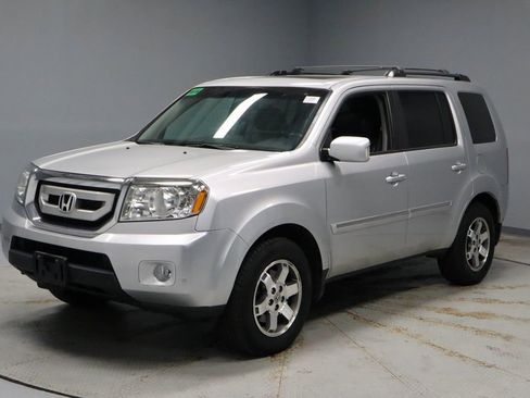 Used 2011 Honda Pilot Touring image 6
