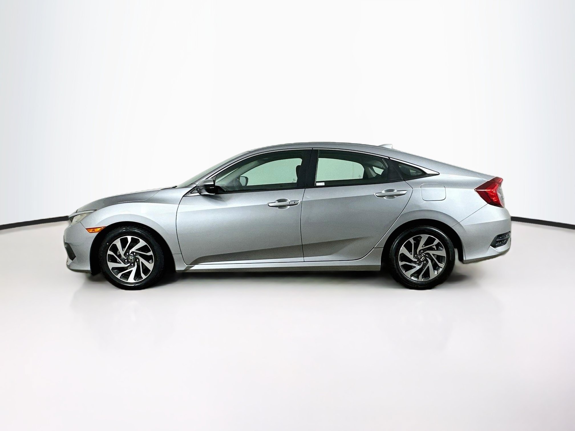 Used 2017 Honda Civic EX image 4