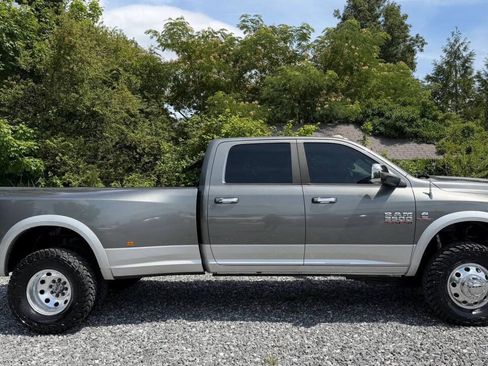 Used 2013 RAM 3500 Laramie AWD/4WD image 9