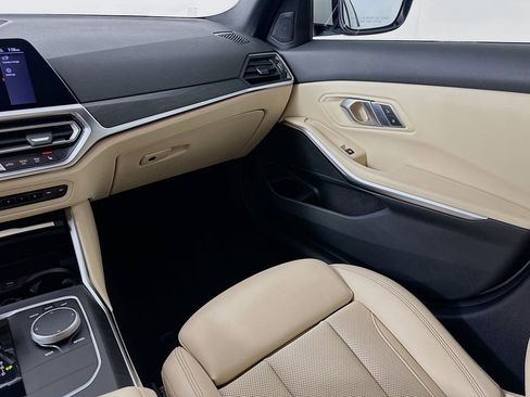 Used 2022 BMW 330i Sedan w/ M Sport Package image 24