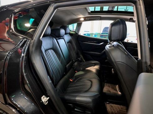 Used 2022 Maserati Levante Modena image 23