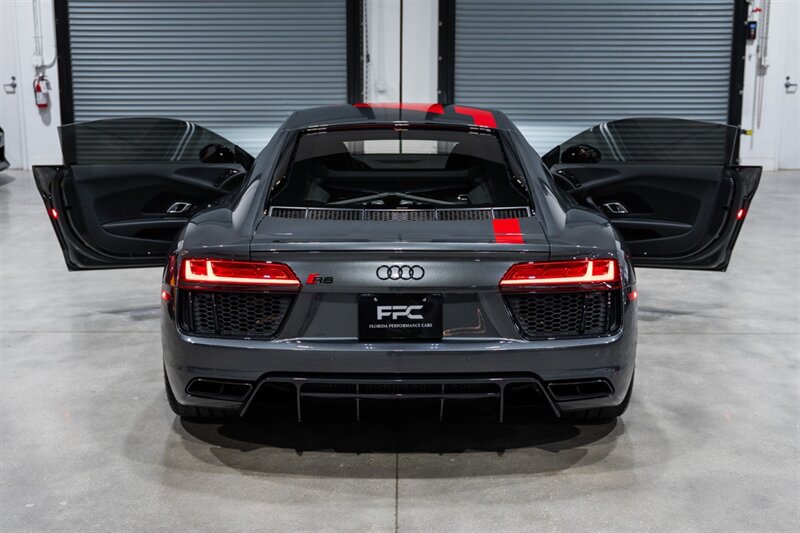 Used 2018 Audi R8 V10 RWD image 35