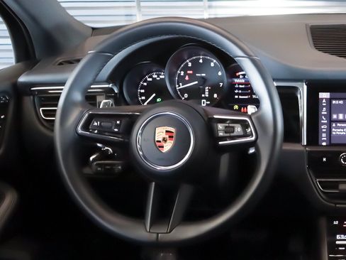 Certified 2026 Porsche Macan AWD/4WD image 13