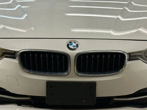 Used 2018 BMW 328d xDrive Sedan AWD/4WD image 5