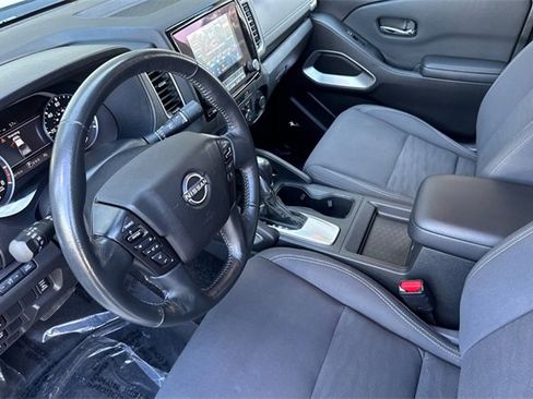 Used 2024 Nissan Frontier SV w/ SV Convenience Package image 10