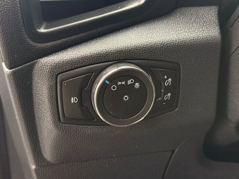 Used 2018 Ford EcoSport SE w/ SE Convenience Package image 29