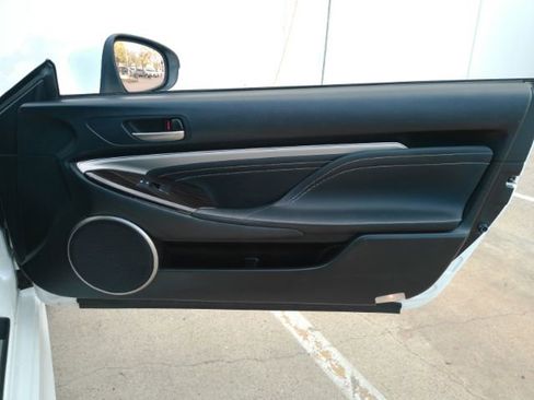 Used 2015 Lexus RC 350 w/ Luxury Package image 16