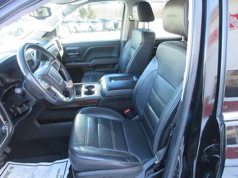 Used 2017 GMC Sierra 1500 Denali image 8
