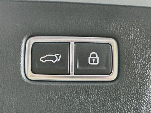 Used 2023 Kia Sorento EX w/ Panoramic Sunroof Package FWD image 33