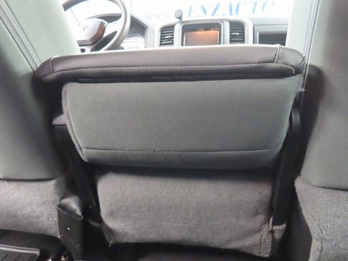 Used 2018 RAM 1500 Express w/ Express Value Package image 11