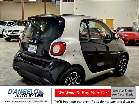 Used 2016 smart fortwo Prime image 8