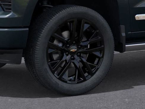 New 2026 Chevrolet Silverado 1500 High Country w/ High Country Premium Package image 9