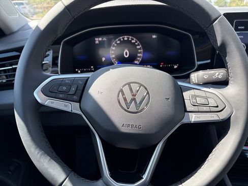 New 2026 Volkswagen Jetta SE FWD image 13