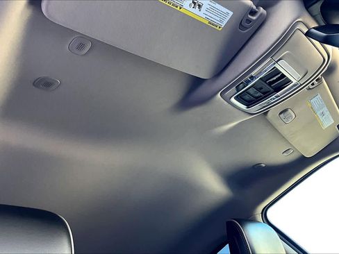 Used 2021 RAM 1500 Laramie image 14