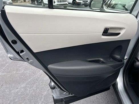New 2026 Toyota Corolla Cross L image 18