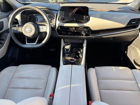 Used 2023 Nissan Rogue SL w/ SL Premium Package image 14