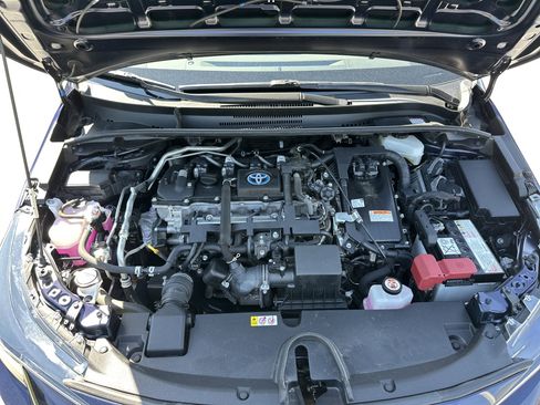 Used 2022 Toyota Corolla LE FWD image 34