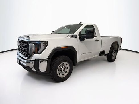 Used 2024 GMC Sierra 2500 Pro image 3