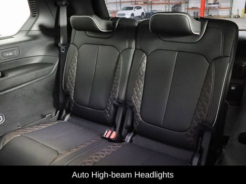 Used 2023 Jeep Grand Cherokee L Summit image 18