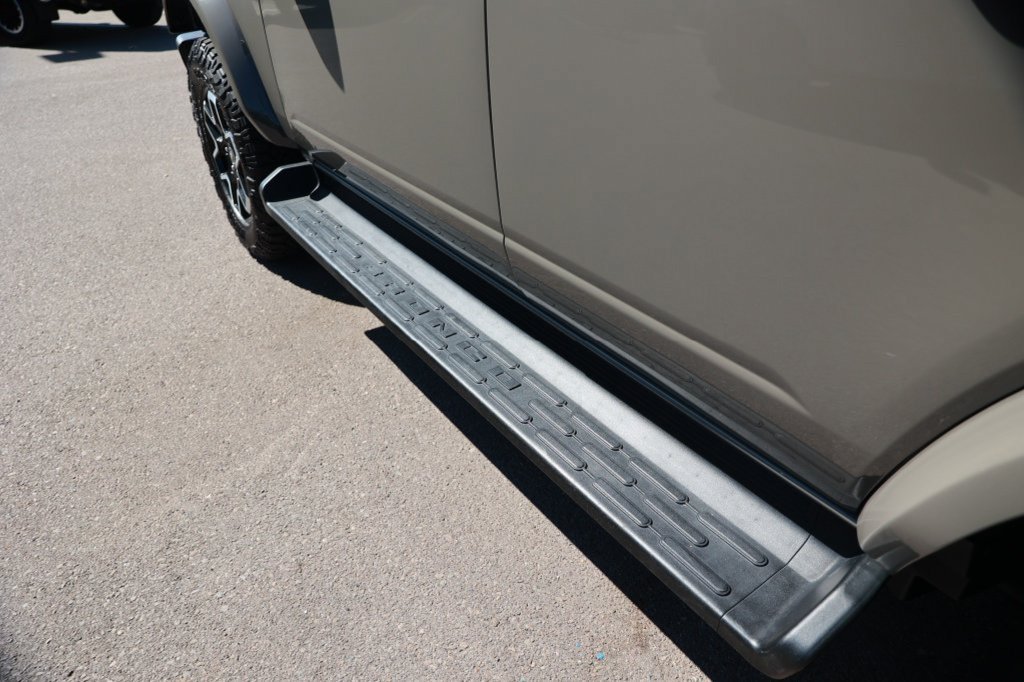 Used 2025 Ford Bronco Outer Banks AWD/4WD image 17