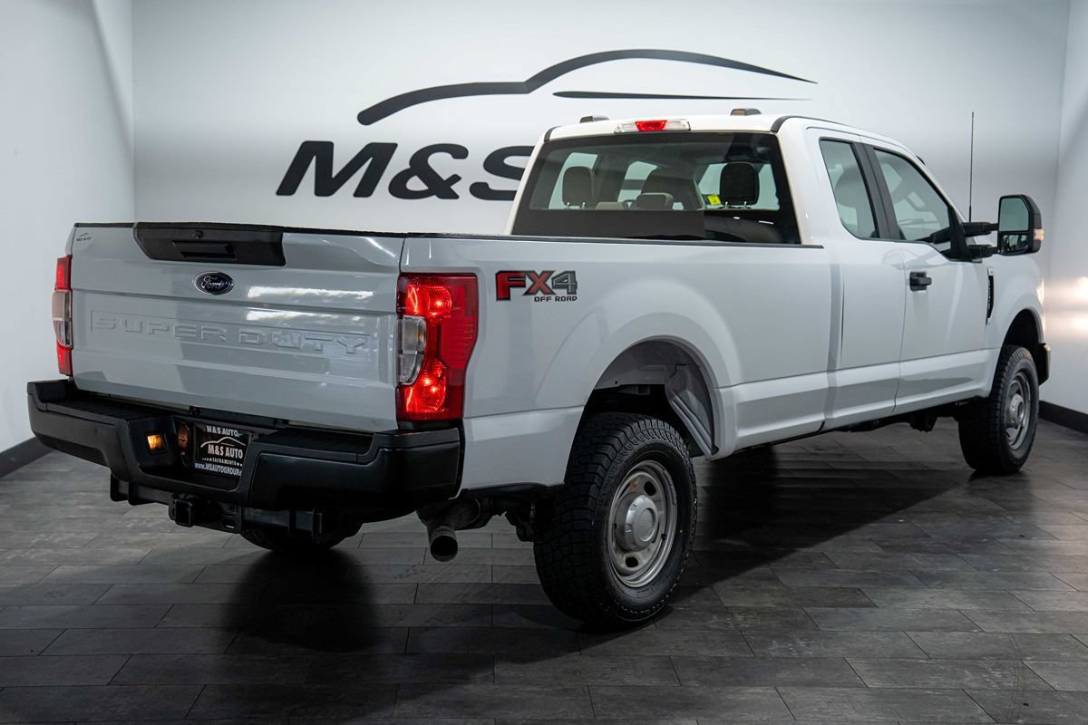 Used 2022 Ford F350 XL w/ Power Equipment Group AWD/4WD image 2