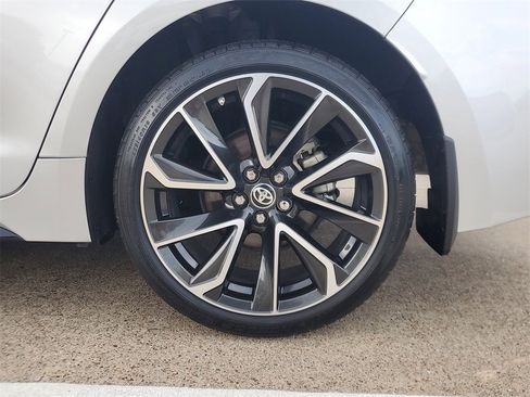 Used 2024 Toyota Corolla SE image 9