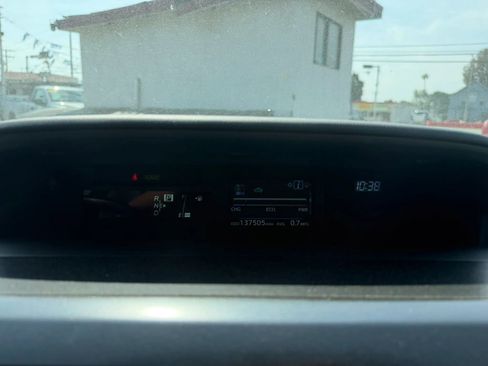 Used 2016 Toyota Prius V Five image 23