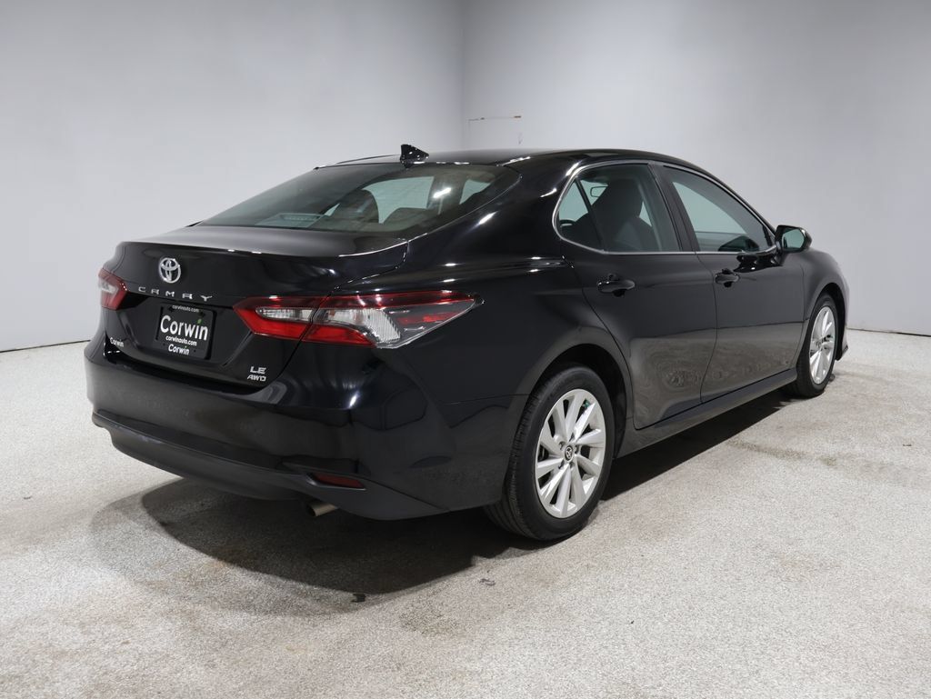 Used 2022 Toyota Camry LE AWD/4WD image 2