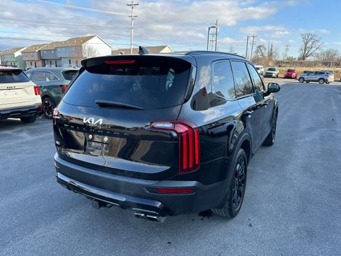 Used 2022 Kia Telluride SX w/ SX Prestige Package image 5