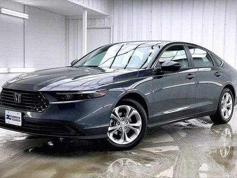 Used 2024 Honda Accord LX image 2