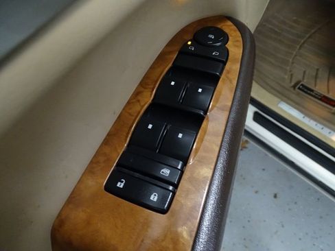 Used 2012 Buick Enclave Leather image 9