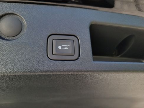 New 2026 GMC Terrain AT4 w/ Convenience Package III AWD/4WD image 10