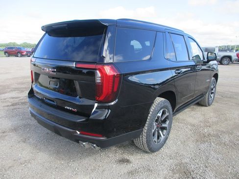 New 2026 GMC Yukon AT4 Ultimate AWD/4WD image 4