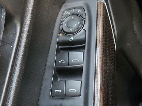 Used 2021 Chevrolet Silverado 1500 RST w/ Z71 Off-Road Package AWD/4WD image 17