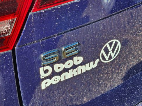 Used 2024 Volkswagen Tiguan SE w/ MDO Package, Two-Row image 7