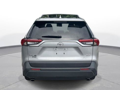 Used 2024 Toyota RAV4 XLE Premium FWD image 7
