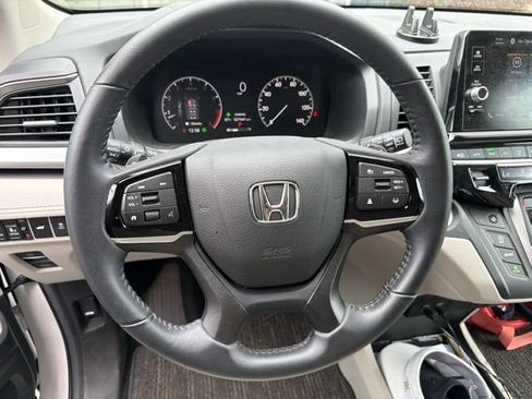 Used 2026 Honda Odyssey EX-L image 13