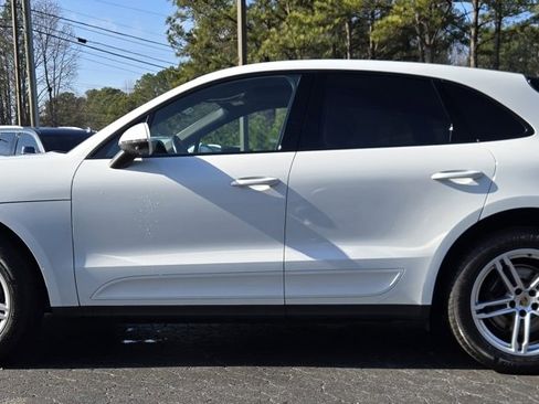 Used 2021 Porsche Macan image 5